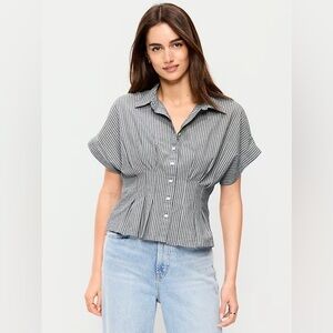 NWT Old Navy Slim Short-Sleeve Cinched-Waist Button-Down Shirt